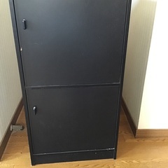 カラーボックス（黒）を無料で