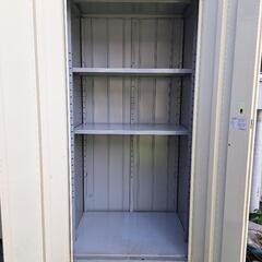 イナバ物置小屋の画像