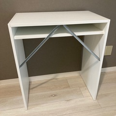 美品　IKEA デスクの画像