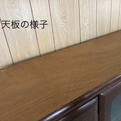 食器棚の画像
