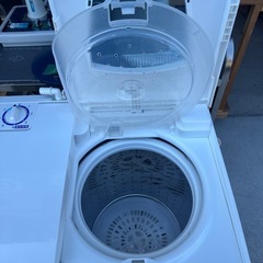 2槽式電気洗濯機　日立　キズあり　動作、清掃済み　配送可の画像
