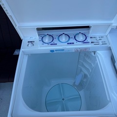 2槽式電気洗濯機　日立　キズあり　動作、清掃済み　配送可の画像