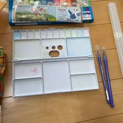 絵の具セットの画像