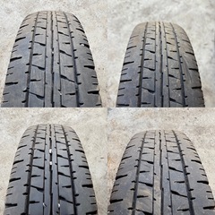 B-5タイヤ 
中古 DUNLOP ENASAVE VAN01 145/R12 の画像