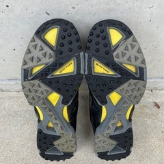 adidas ゴルフシューズの画像