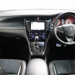 ✨スポーティーな車にサンルーフ付き！の画像