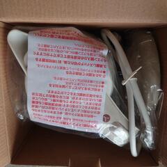 電気ケトル　1リットル　ほとんど新品同様　沸騰自動OFF　空焚き防止機能安全の画像