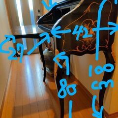 アンティーク家具の画像