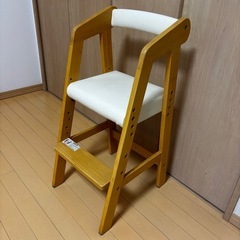 子供用ダイニングチェアの画像