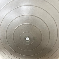 【中古品】バランスボール シルバー 55~65cm 健康グッズ エクササイズ トレーニング用品 体幹 ストレッチの画像