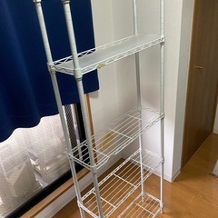 スチールラックの画像