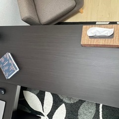 ニトリのテーブルと椅子の画像