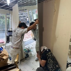 鏡の画像