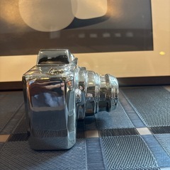 シルバーカメラ置物の画像