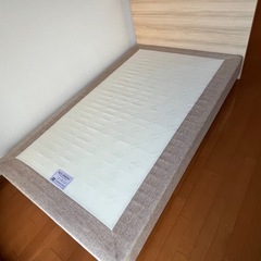 【寝苦しい真夏の快眠フェア】シモンズセミダブルベッドの画像