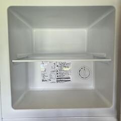 maxzen製の1ドア冷凍庫「JF032ML01WH」の画像