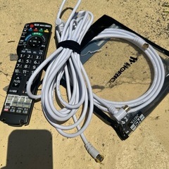 【2010年】32インチテレビ& 地デジケーブル付の画像
