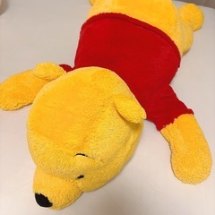 特大 プーさんぬいぐるみの画像