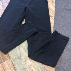 UNIQLO レギパン　130 2枚セット　の画像