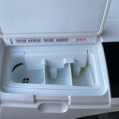HITACHI ドラム式洗濯機の画像