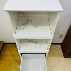ニトリ キッチン収納 レンジ台 スライドトレー 収納棚 ホワイトの画像
