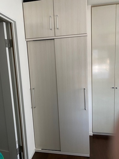 幅90cm奥56cm 白ワードローブ上置き付き 幅90cm奥56cm 白ワードローブ上置き付き 幅90cm奥56cm 白ワード