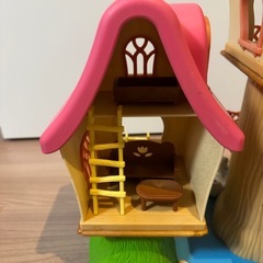 【シルバニアファミリー】赤ちゃん広場の湖畔の樹のお家の画像
