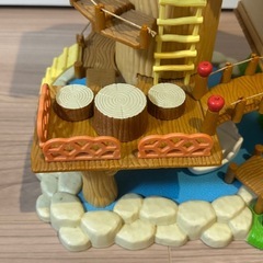 【シルバニアファミリー】赤ちゃん広場の湖畔の樹のお家の画像