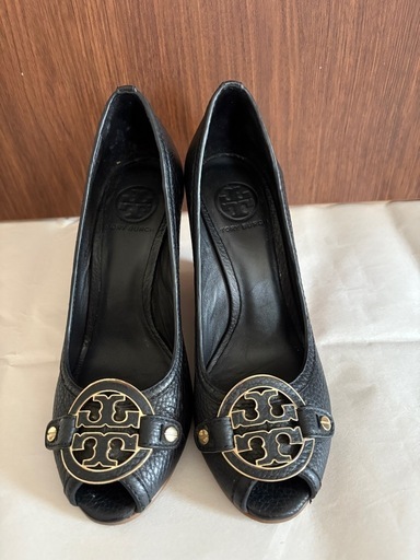 Tory Burch ベロアパンプス(未使用品) ピアス パンプス: レディース ヒール | Tory Burch JP