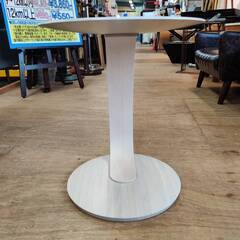 【愛品倶楽部柏店】karimoku カリモク サイドテーブル TU0102 シアーホワイトの画像