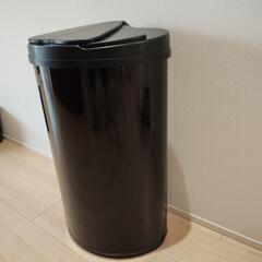 【定価13,970円】センサー式自動開閉ゴミ箱47L 45L　の画像