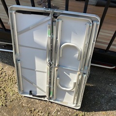 キャンプテーブルの画像