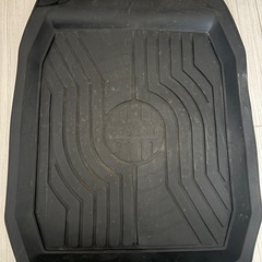 車　フロアマットの画像