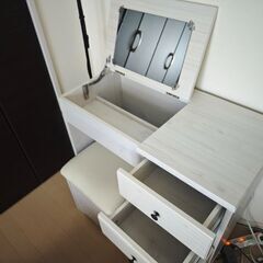 ニトリ　デスクドレッサー　ホワイトの画像