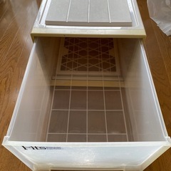収納ケース　アルコール消毒済みの画像