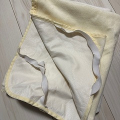 ベビー　防水シーツ　2枚セットの画像