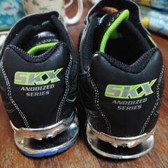 SKECHERSシューズ23,5の画像