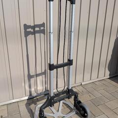 手押しアルミ台車　程度良好　高さ調節可能の画像