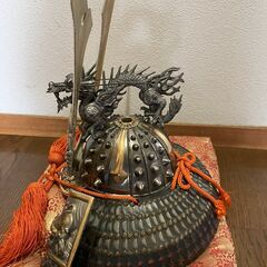 富山高岡（富山県高岡市）の金物【兜】の画像