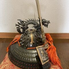 富山高岡（富山県高岡市）の金物【兜】の画像