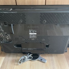 テレビ 
SHARP AQUOS 32型の画像