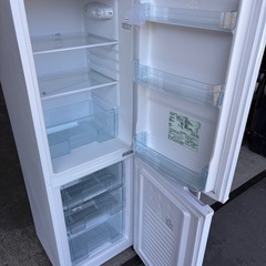 【アイリスオーヤマお揃い3点セット】  高年式 洗濯機・冷蔵庫・電子レンジ（ラックなし） 🚚【配達可能・保証付き】の画像
