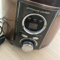 電気圧力鍋の画像