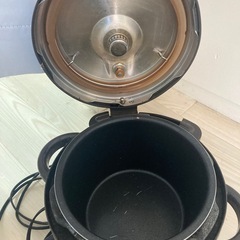 電気圧力鍋の画像