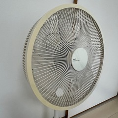 TOSHIBA製扇風機の画像