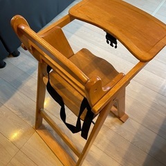 ベビーチェアハイチェア　の画像