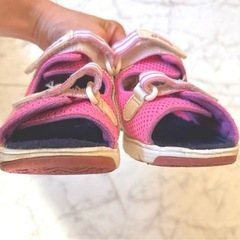 アシックス　サンダル　19センチの画像