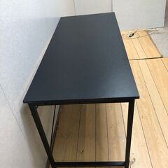デスク ワークデスク シンプルデスク 作業台 PC机 黒 ブラック スチールフレーム 幅140 奥行60 高さ70 モダン 事務机 平机 学習机 書斎机 おしゃれ　【糸島市内 送料無料】250723-8の画像