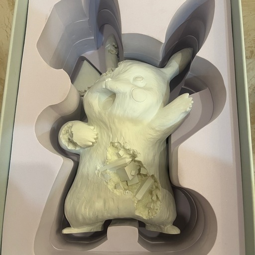 Daniel Arsham × Pokémonダニエルアーシャム ピカチュー 青 Daniel Arsham × Pokémonダニエルアーシャム ピカチュー青