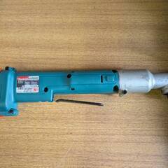 Makita 6940D 充電式アングルインパクトドライバーの画像